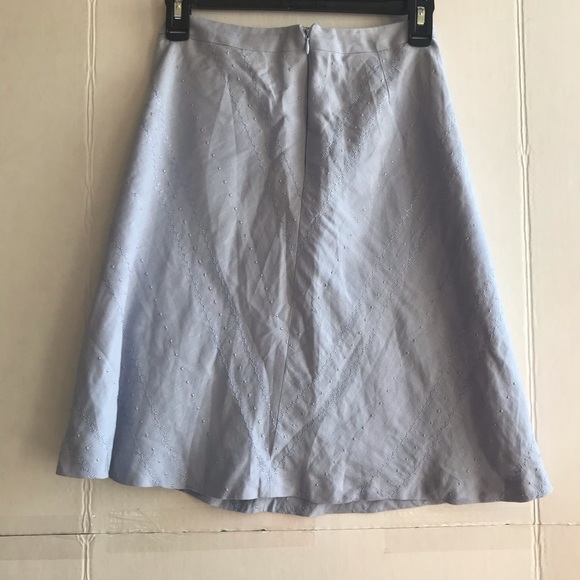 Powder blue skirt embroidered detail size 2p - Picture 4 of 6